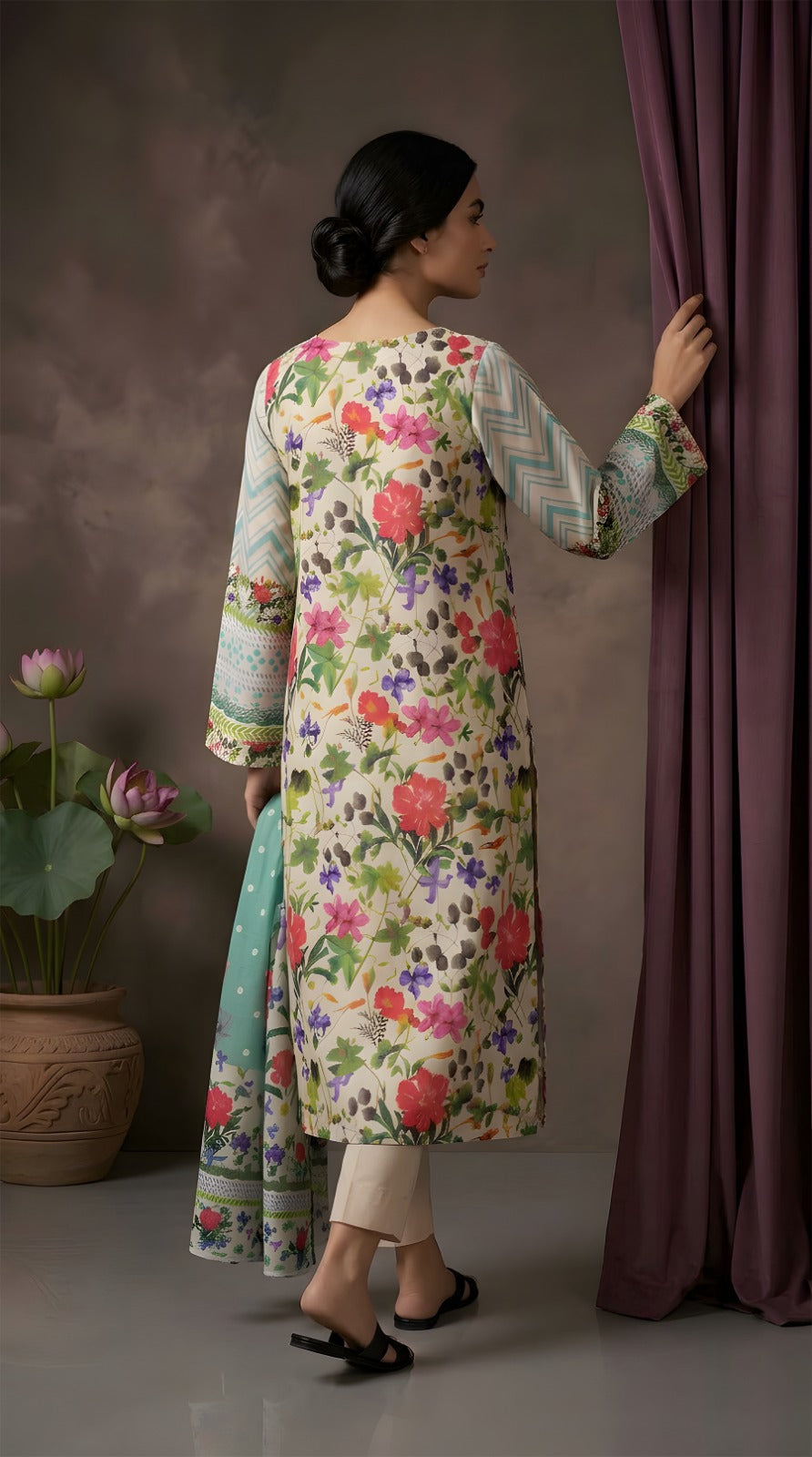 Off-White Vibrant Floral - VIP Digital Print Slub Lawn Unstitched 3PC